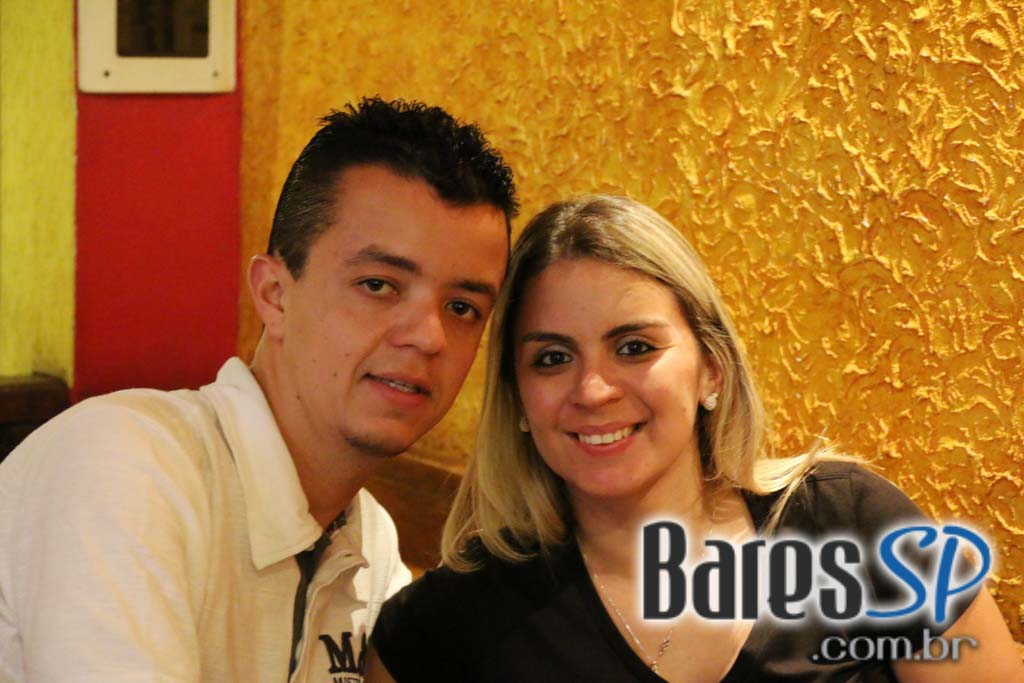 Caetano's Bar tocou música alemã ao vivo para acompanhar a cerveja Paulaner - Unisal Caetano's Bar tocou música alemã ao vivo para acompanhar a cerveja Paulaner - Unisal