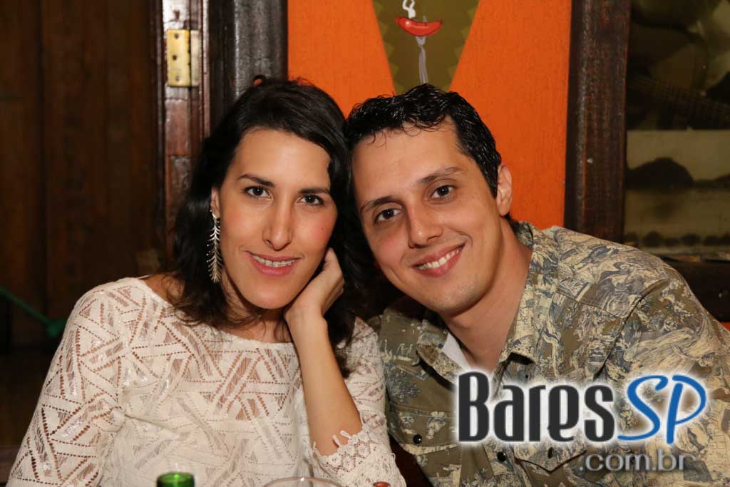 Caetano's Bar tocou música alemã ao vivo para acompanhar a cerveja Paulaner - Unisal Caetano's Bar tocou música alemã ao vivo para acompanhar a cerveja Paulaner - Unisal