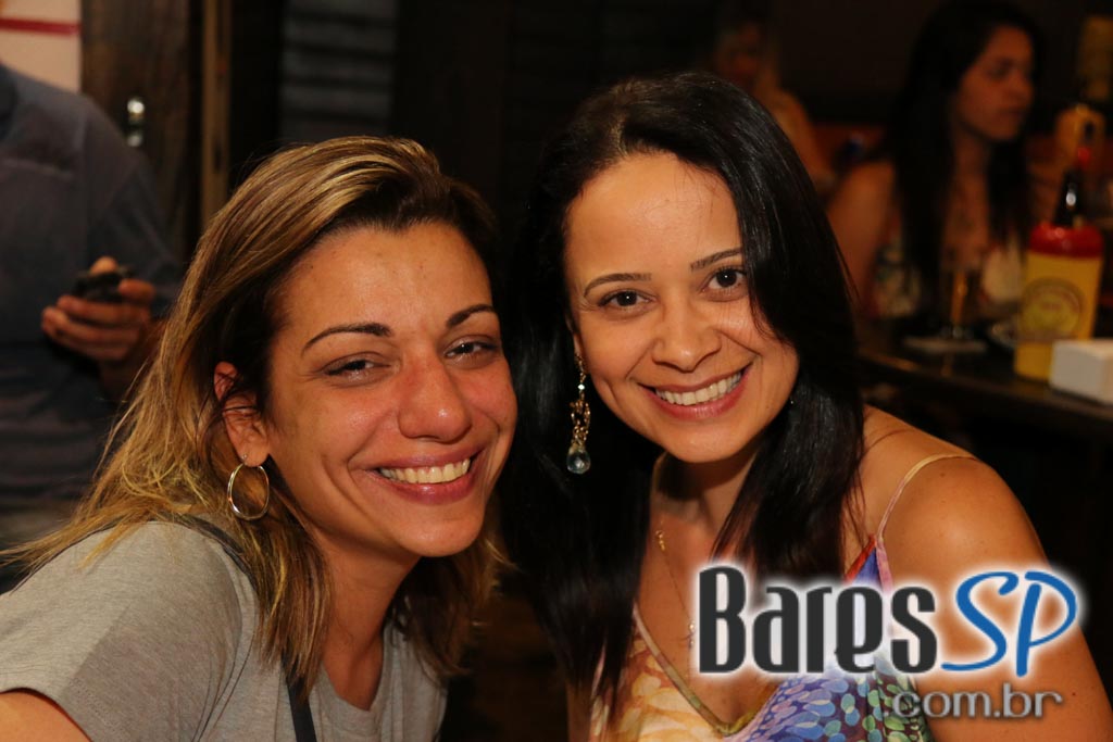 Caetano's Bar tocou música alemã ao vivo para acompanhar a cerveja Paulaner - Unisal Caetano's Bar tocou música alemã ao vivo para acompanhar a cerveja Paulaner - Unisal