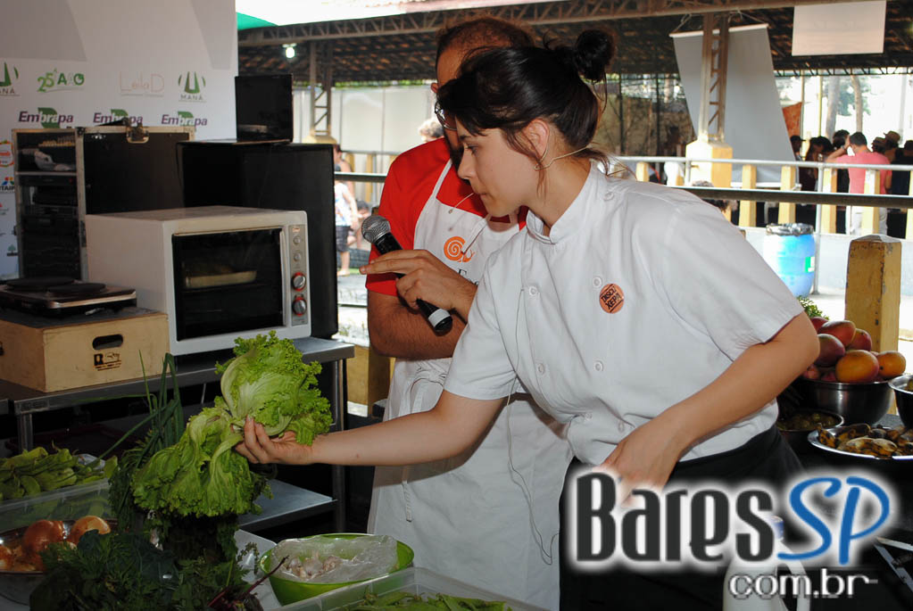 Chefs apresentaram cardápio diferenciado durante 5º Festival de Gastronomia Orgânica de São Paulo Chefs apresentaram cardápio diferenciado durante 5º Festival de Gastronomia Orgânica de São Paulo