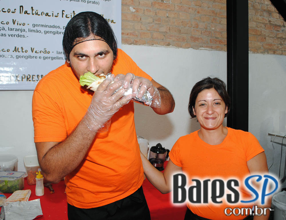 Aconteceu no domingo a Feira Gastronômica Panela na Rua na Praça Benedito Calixto Aconteceu no domingo a Feira Gastronômica Panela na Rua na Praça Benedito Calixto