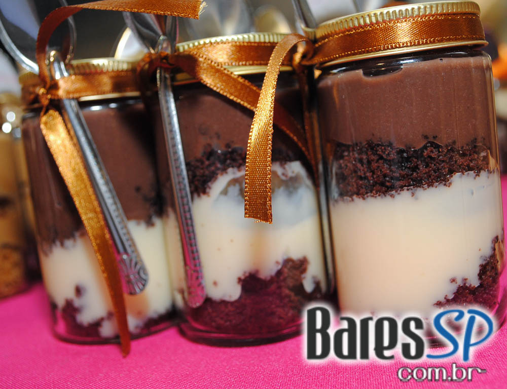 Aconteceu no domingo a Feira Gastronômica Panela na Rua na Praça Benedito Calixto Aconteceu no domingo a Feira Gastronômica Panela na Rua na Praça Benedito Calixto