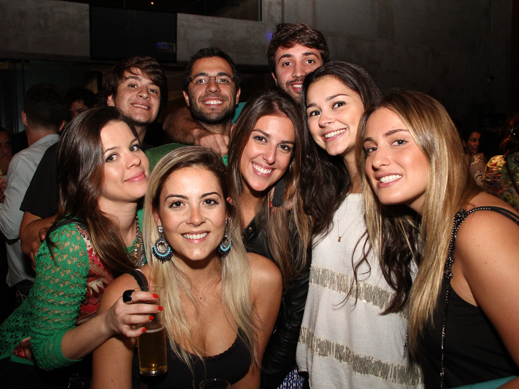 Quintal do Espeto inaugurou sua 4 ª unidade com show do cantor Jorge Aragão Quintal do Espeto inaugurou sua 4 ª unidade com show do cantor Jorge Aragão