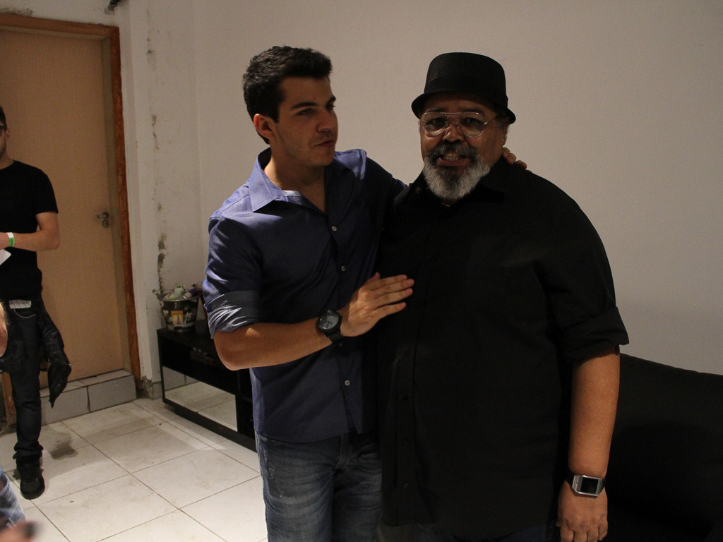 Quintal do Espeto inaugurou sua 4 ª unidade com show do cantor Jorge Aragão Quintal do Espeto inaugurou sua 4 ª unidade com show do cantor Jorge Aragão