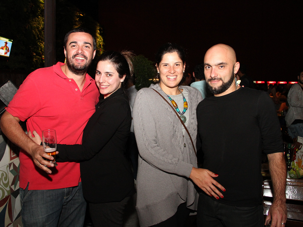 Quintal do Espeto inaugurou sua 4 ª unidade com show do cantor Jorge Aragão Quintal do Espeto inaugurou sua 4 ª unidade com show do cantor Jorge Aragão