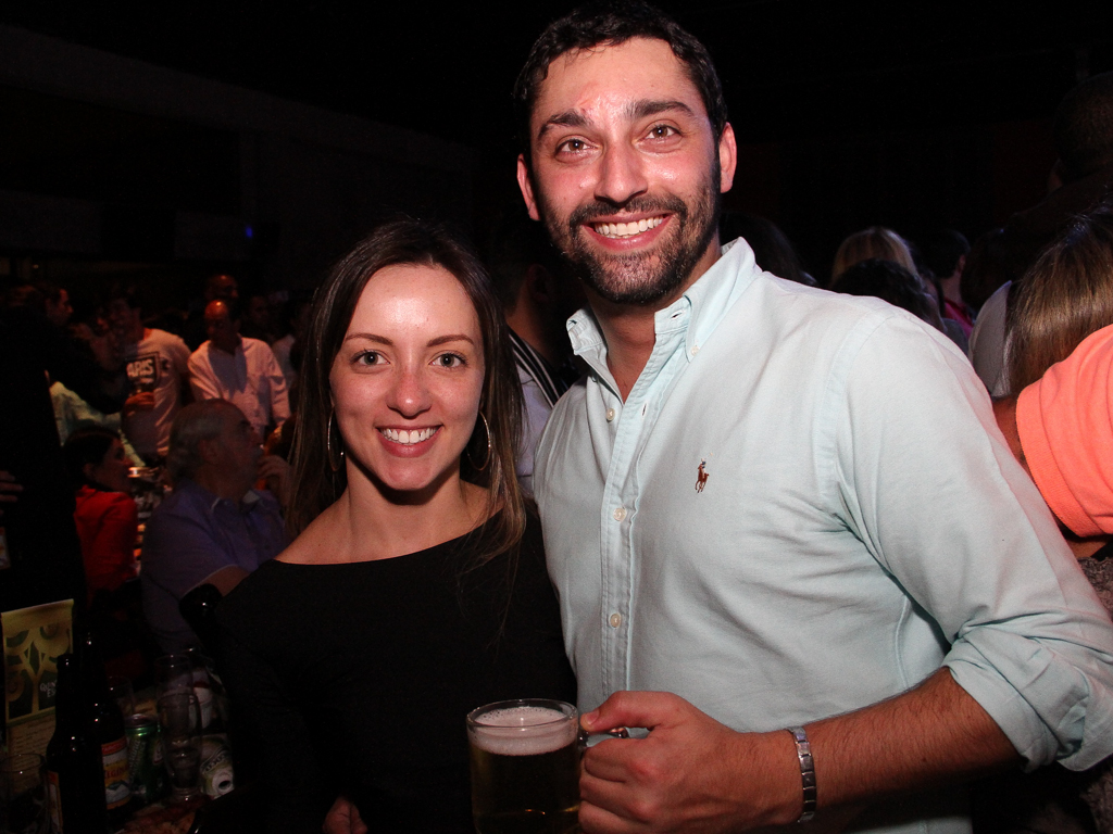 Quintal do Espeto inaugurou sua 4 ª unidade com show do cantor Jorge Aragão Quintal do Espeto inaugurou sua 4 ª unidade com show do cantor Jorge Aragão