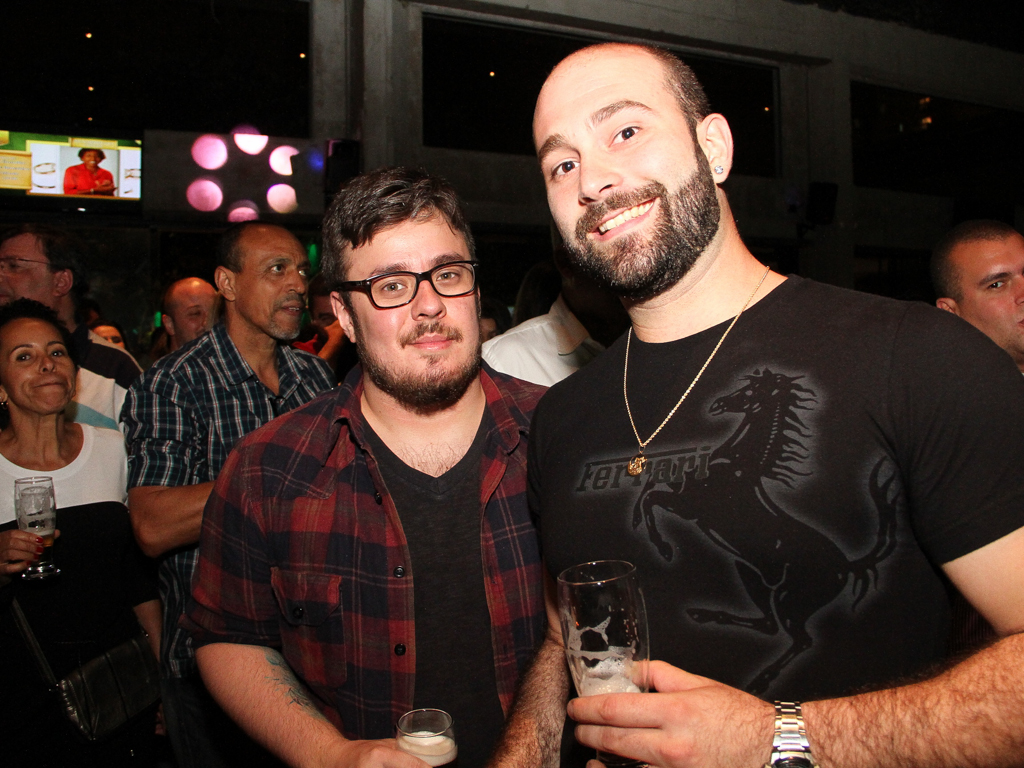 Quintal do Espeto inaugurou sua 4 ª unidade com show do cantor Jorge Aragão Quintal do Espeto inaugurou sua 4 ª unidade com show do cantor Jorge Aragão