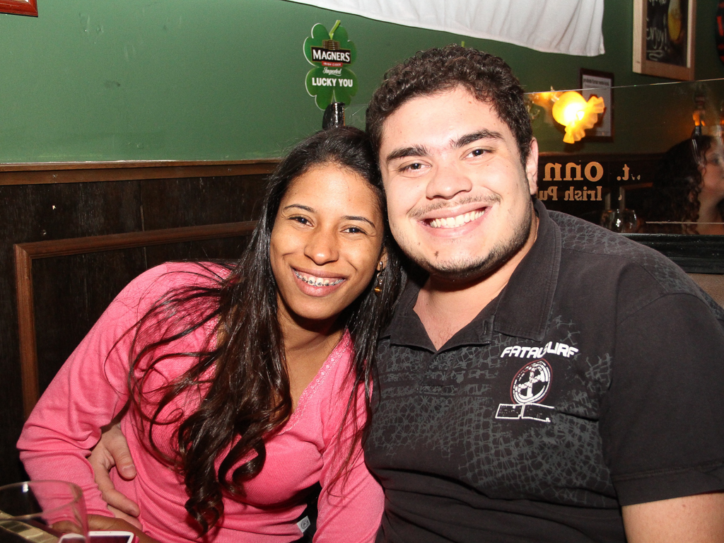 Acoustic rock e double heineken na terça-feira no St. Johns Irish Pub Acoustic rock e double heineken na terça-feira no St. Johns Irish Pub