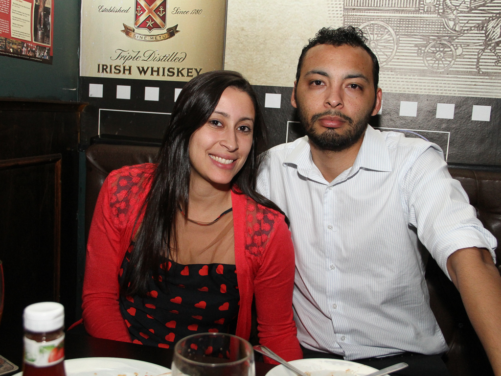 Acoustic rock e double heineken na terça-feira no St. Johns Irish Pub Acoustic rock e double heineken na terça-feira no St. Johns Irish Pub