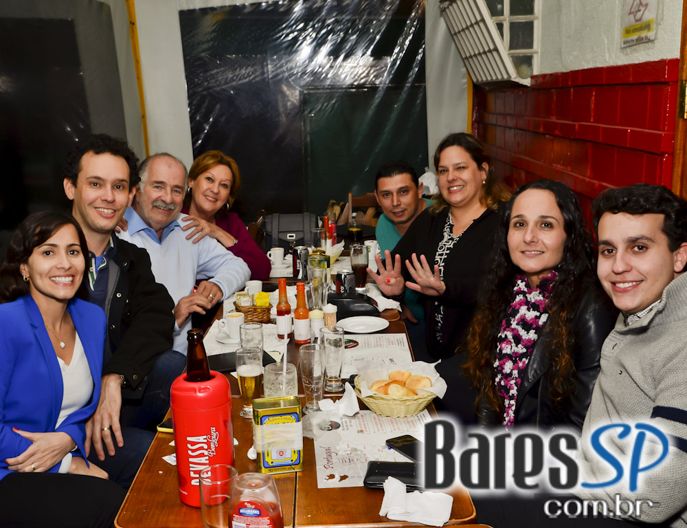 Academia da Gula ofereceu descontraído happy hour com diversos drinks Academia da Gula ofereceu descontraído happy hour com diversos drinks