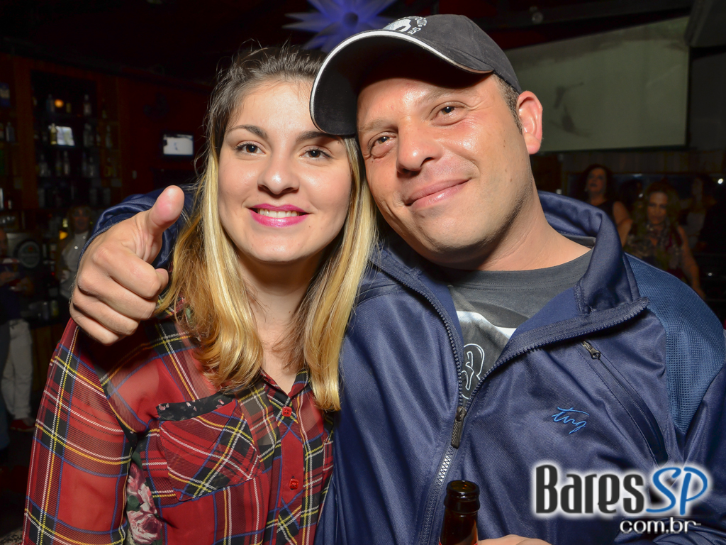 Banda Extase se apresentou no palco do The K. Pub Banda Extase se apresentou no palco do The K. Pub