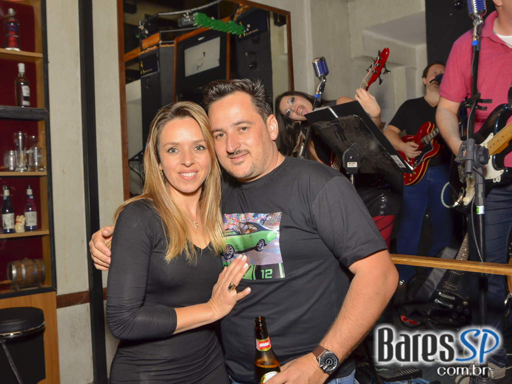 Banda Extase se apresentou no palco do The K. Pub Banda Extase se apresentou no palco do The K. Pub