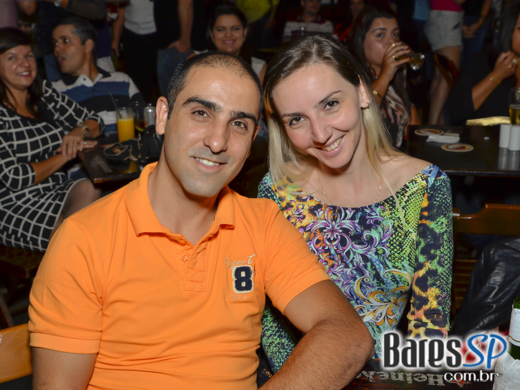 Banda Extase se apresentou no palco do The K. Pub Banda Extase se apresentou no palco do The K. Pub