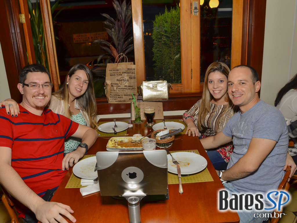 Jordão Bar ofereceu Happy Hour com chope gelado e petiscos Jordão Bar ofereceu Happy Hour com chope gelado e petiscos