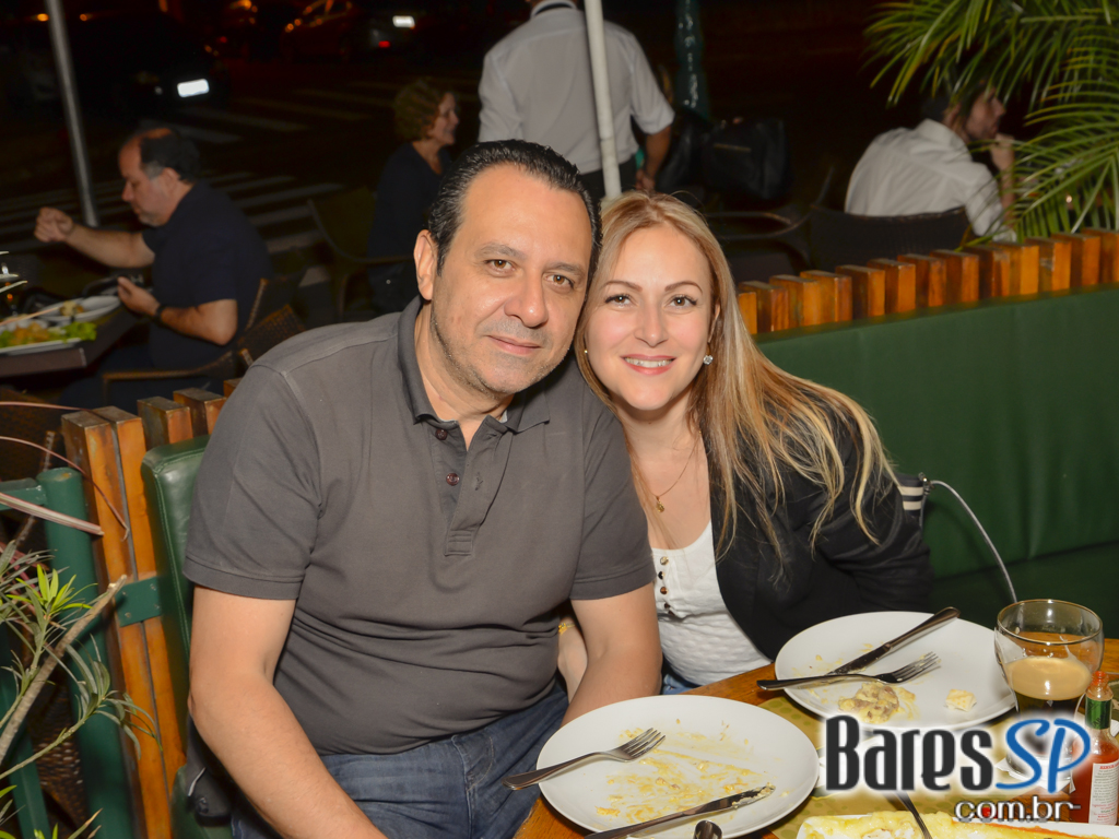 Jordão Bar ofereceu Happy Hour com chope gelado e petiscos Jordão Bar ofereceu Happy Hour com chope gelado e petiscos