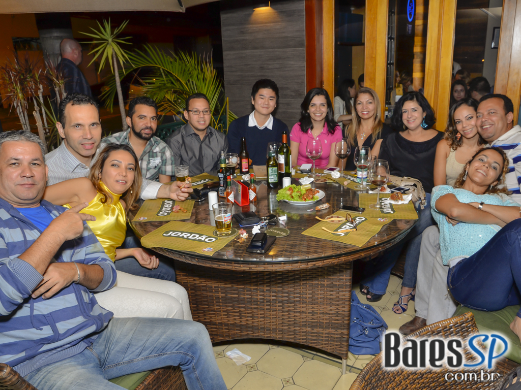 Jordão Bar ofereceu Happy Hour com chope gelado e petiscos Jordão Bar ofereceu Happy Hour com chope gelado e petiscos