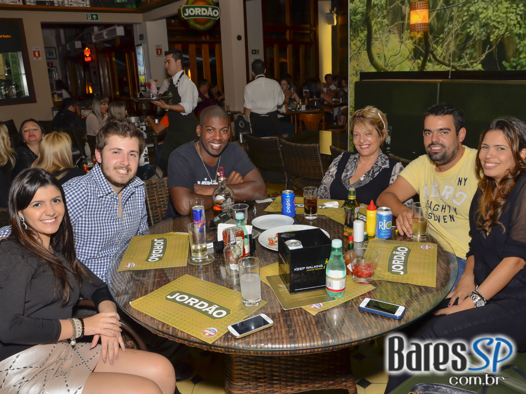 Jordão Bar ofereceu Happy Hour com chope gelado e petiscos Jordão Bar ofereceu Happy Hour com chope gelado e petiscos