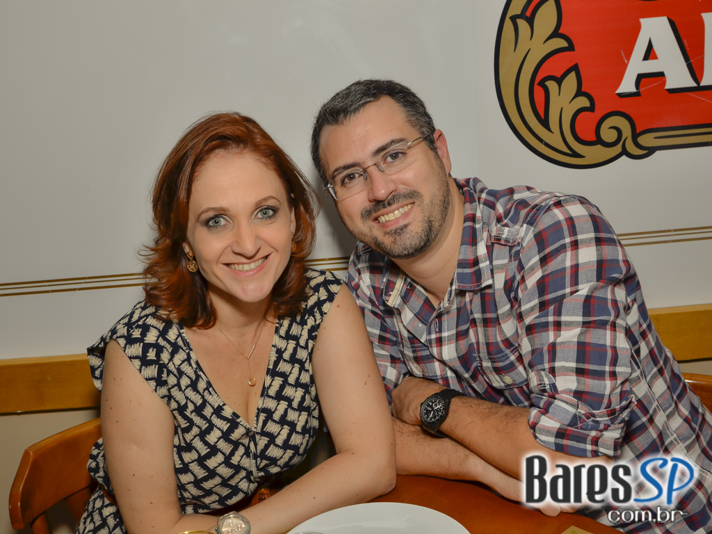 Jordão Bar ofereceu Happy Hour com chope gelado e petiscos Jordão Bar ofereceu Happy Hour com chope gelado e petiscos