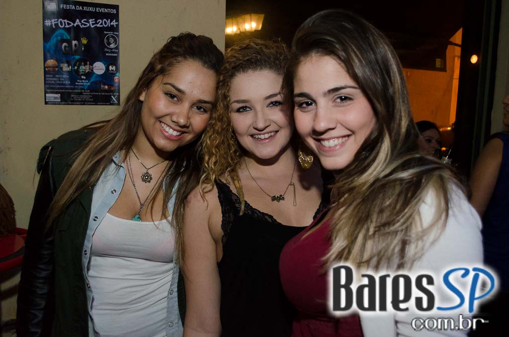 Roda de samba com diversas atrações aconteceu no Vila Duca Botequim do Tatuapé Roda de samba com diversas atrações aconteceu no Vila Duca Botequim do Tatuapé