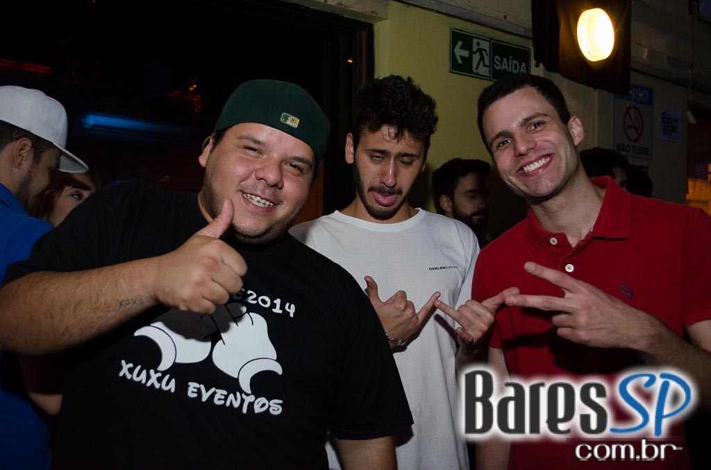 Roda de samba com diversas atrações aconteceu no Vila Duca Botequim do Tatuapé Roda de samba com diversas atrações aconteceu no Vila Duca Botequim do Tatuapé