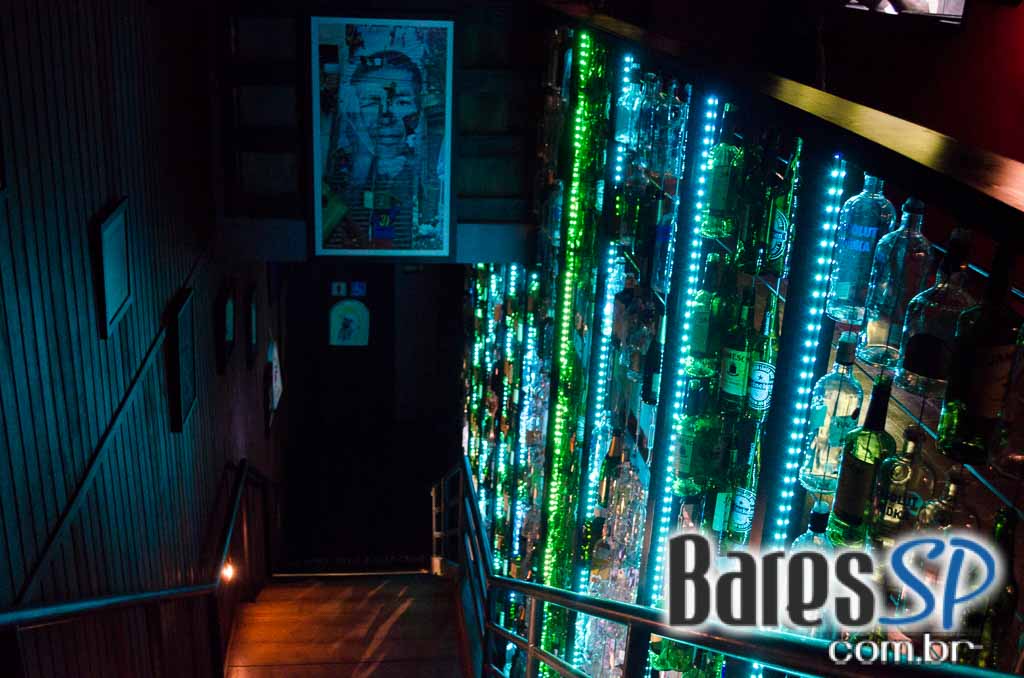 St. George's Pub recebeu show da banda Overman com o melhor do pop e rock St. George's Pub recebeu show da banda Overman com o melhor do pop e rock