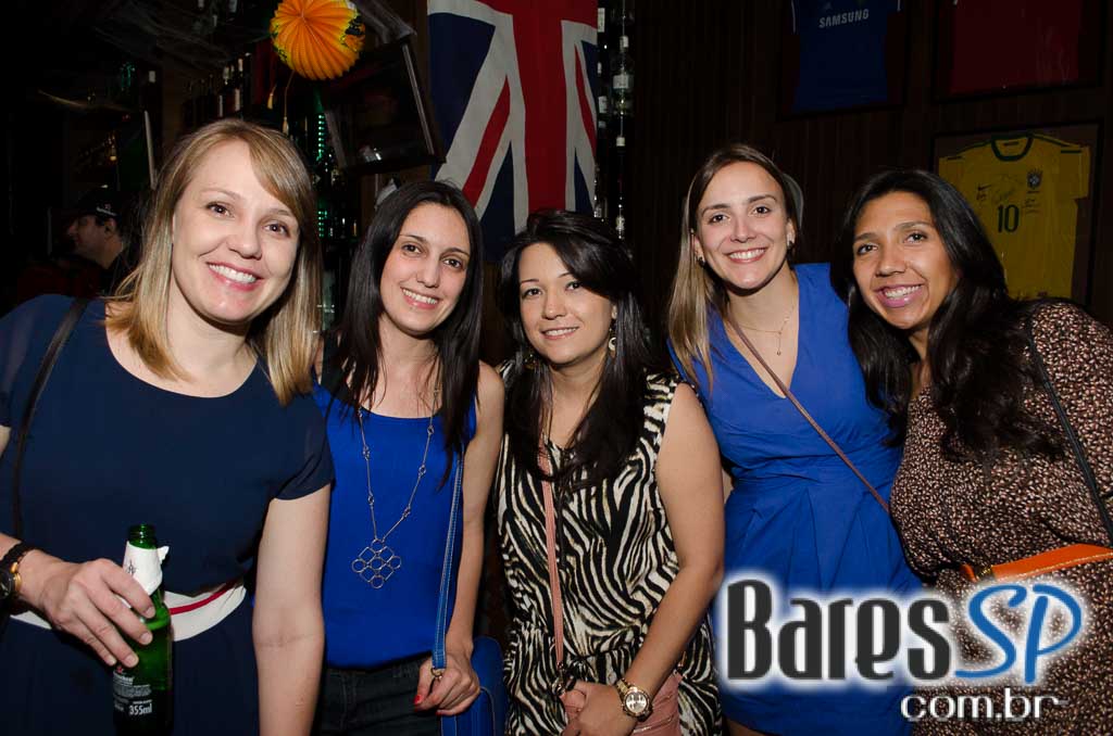 St. George's Pub recebeu show da banda Overman com o melhor do pop e rock St. George's Pub recebeu show da banda Overman com o melhor do pop e rock