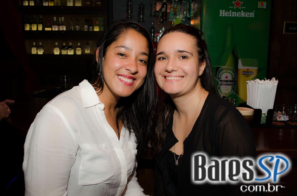 St. George's Pub recebeu show da banda Overman com o melhor do pop e rock St. George's Pub recebeu show da banda Overman com o melhor do pop e rock