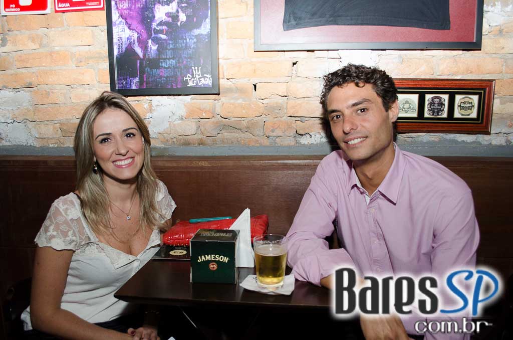 St. George's Pub celebrou aniversário de 1 ano com bandas de rock animando a noite St. George's Pub celebrou aniversário de 1 ano com bandas de rock animando a noite