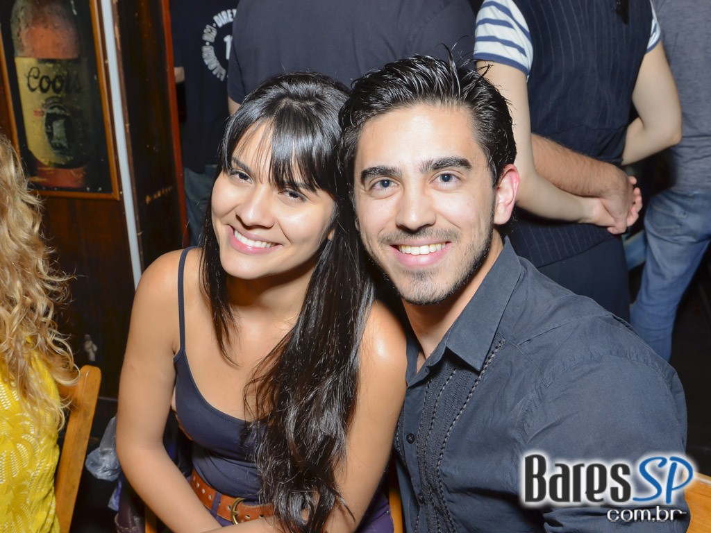 Happy hour com cervejas importadas e drinks especiais aconteceu no Finnegans Pub Happy hour com cervejas importadas e drinks especiais aconteceu no Finnegans Pub