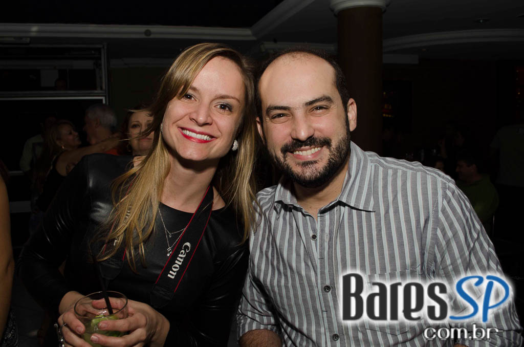 Hardstuff e DJ Adriano Roveri se apresentaram no Memphis Rock Bar Hardstuff e DJ Adriano Roveri se apresentaram no Memphis Rock Bar