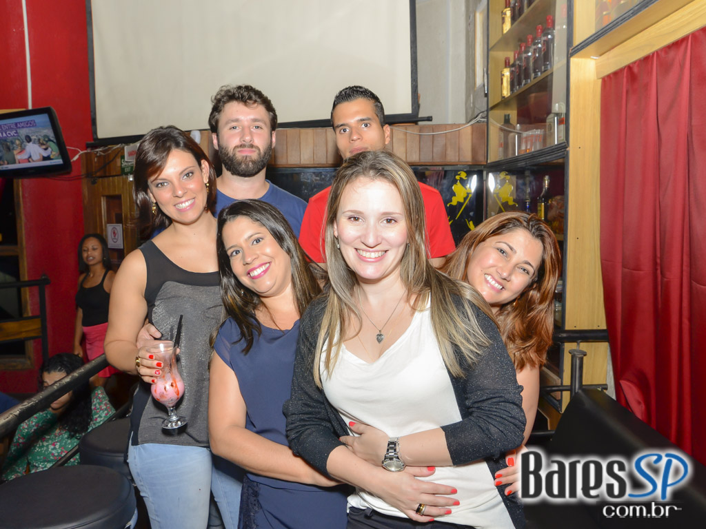 Sherlock Rock embalou a noite do púbico no The K Pub do Tatuapé Sherlock Rock embalou a noite do púbico no The K Pub do Tatuapé