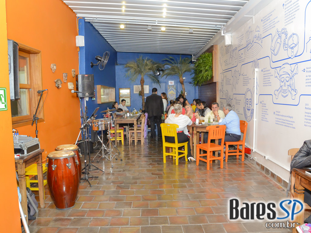 Guanahaní comemorou 1º aniversário com show da banda Rumba Beat Guanahaní comemorou 1º aniversário com show da banda Rumba Beat