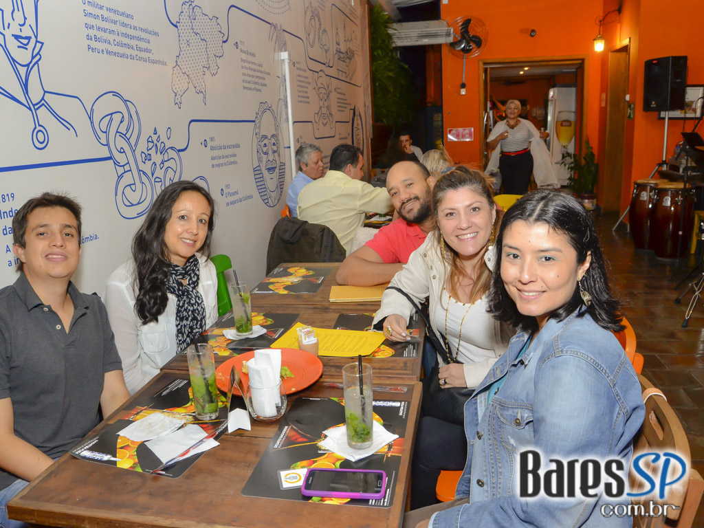 Guanahaní comemorou 1º aniversário com show da banda Rumba Beat Guanahaní comemorou 1º aniversário com show da banda Rumba Beat