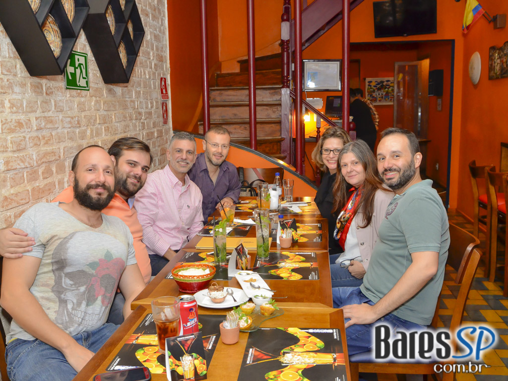 Guanahaní comemorou 1º aniversário com show da banda Rumba Beat Guanahaní comemorou 1º aniversário com show da banda Rumba Beat