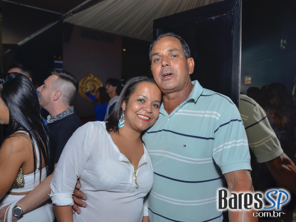 Amigos do Pagode 90 comandaram a véspera de feriado no Club A São Paulo Amigos do Pagode 90 comandaram a véspera de feriado no Club A São Paulo