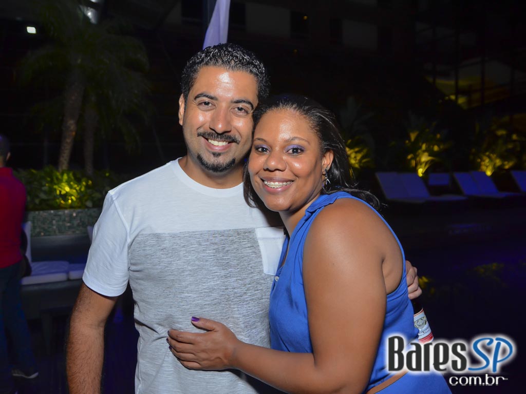 Amigos do Pagode 90 comandaram a véspera de feriado no Club A São Paulo Amigos do Pagode 90 comandaram a véspera de feriado no Club A São Paulo