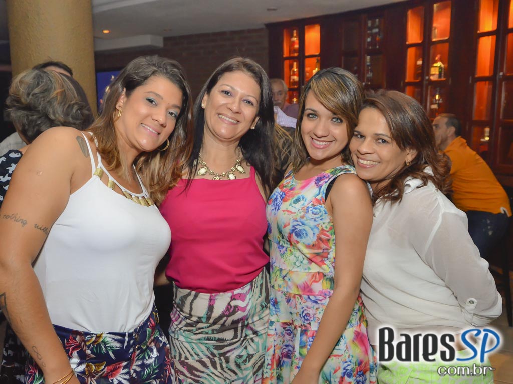 Memphis Rock Bar recebeu a banda Tabooband que animou o sábado Memphis Rock Bar recebeu a banda Tabooband que animou o sábado