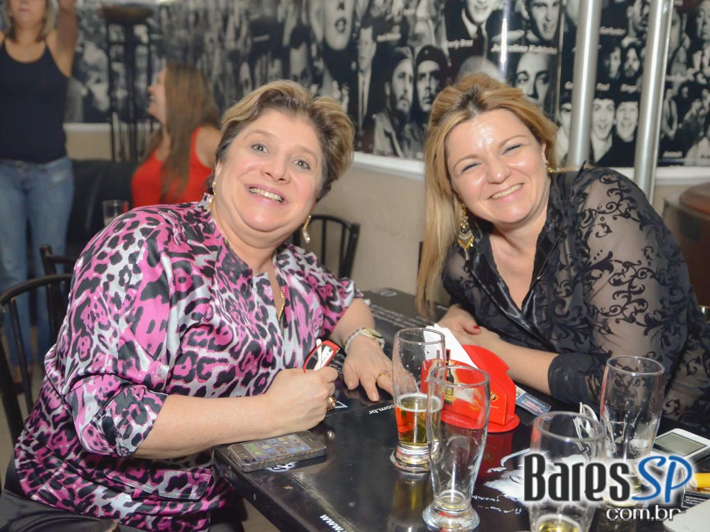 Memphis Rock Bar recebeu a banda Tabooband que animou o sábado Memphis Rock Bar recebeu a banda Tabooband que animou o sábado