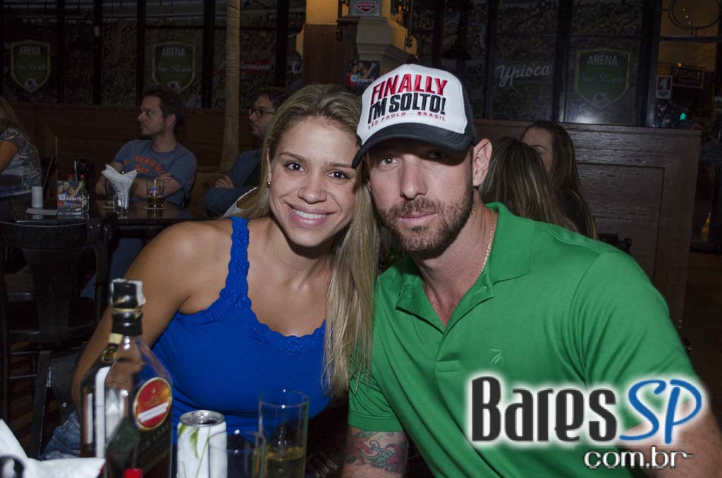 Anexo SB animou o domingo da galera com DJ convidado Anexo SB animou o domingo da galera com DJ convidado