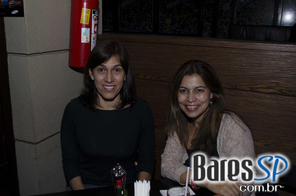 Anexo SB animou o domingo da galera com DJ convidado Anexo SB animou o domingo da galera com DJ convidado