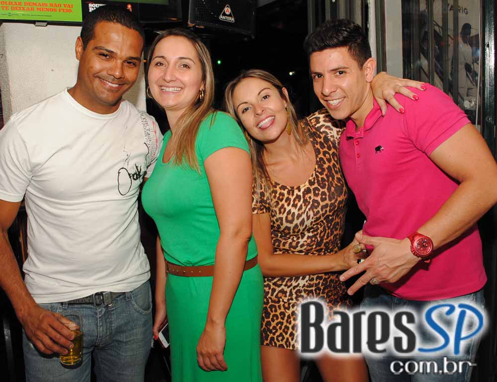 Grupo Akaso no José Menino Grupo Akaso no José Menino