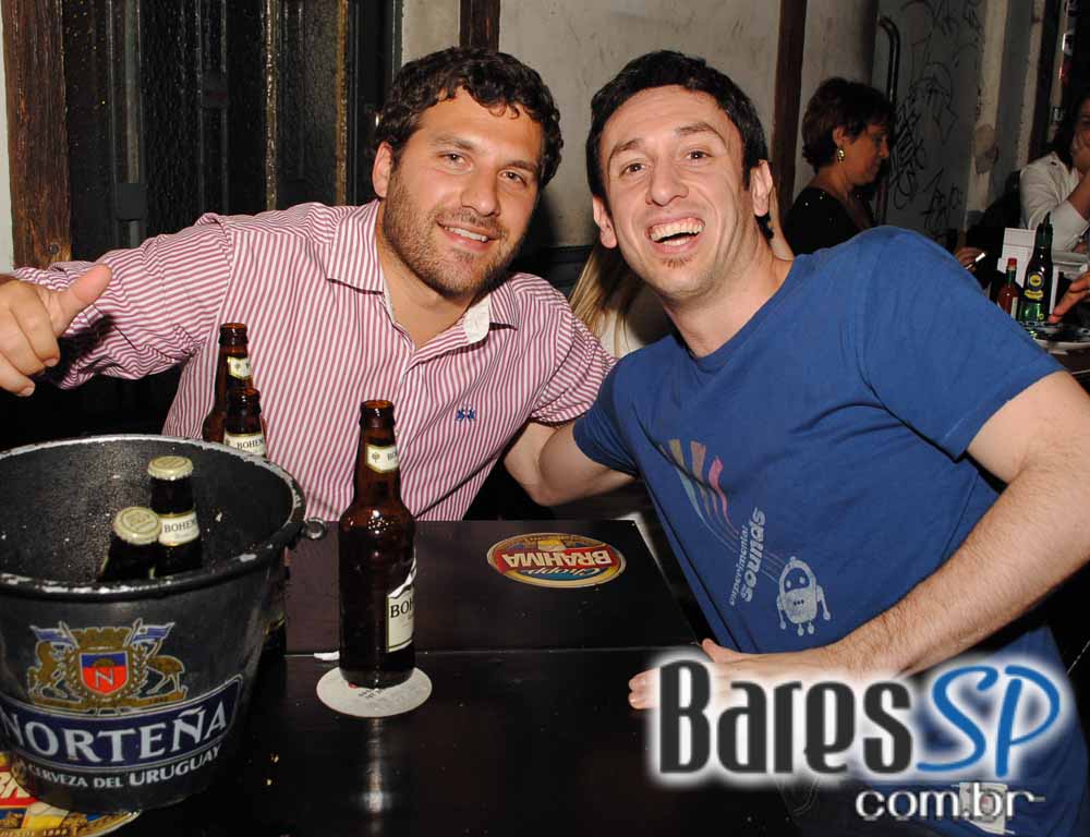 Grupo Akaso no José Menino Grupo Akaso no José Menino