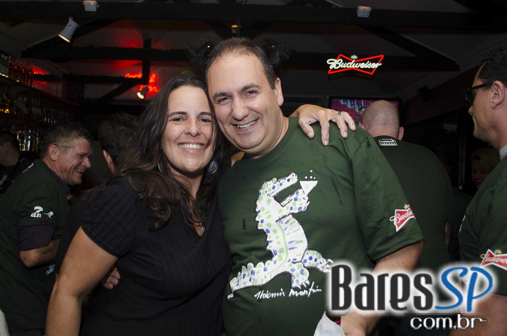 Jacaré Grill comemorou 24 anos e apresentou a cidade o primeiro parklet da Vila Madalena Jacaré Grill comemorou 24 anos e apresentou a cidade o primeiro parklet da Vila Madalena