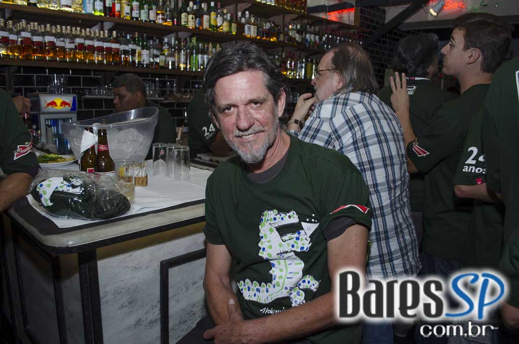 Jacaré Grill comemorou 24 anos e apresentou a cidade o primeiro parklet da Vila Madalena Jacaré Grill comemorou 24 anos e apresentou a cidade o primeiro parklet da Vila Madalena