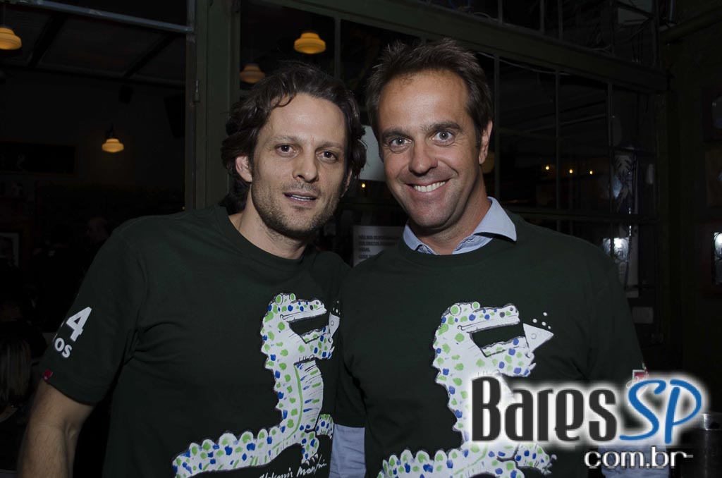 Jacaré Grill comemorou 24 anos e apresentou a cidade o primeiro parklet da Vila Madalena Jacaré Grill comemorou 24 anos e apresentou a cidade o primeiro parklet da Vila Madalena