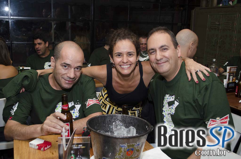 Jacaré Grill comemorou 24 anos e apresentou a cidade o primeiro parklet da Vila Madalena Jacaré Grill comemorou 24 anos e apresentou a cidade o primeiro parklet da Vila Madalena