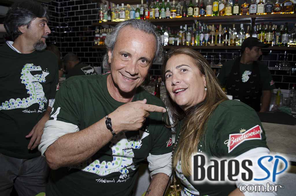 Jacaré Grill comemorou 24 anos e apresentou a cidade o primeiro parklet da Vila Madalena Jacaré Grill comemorou 24 anos e apresentou a cidade o primeiro parklet da Vila Madalena