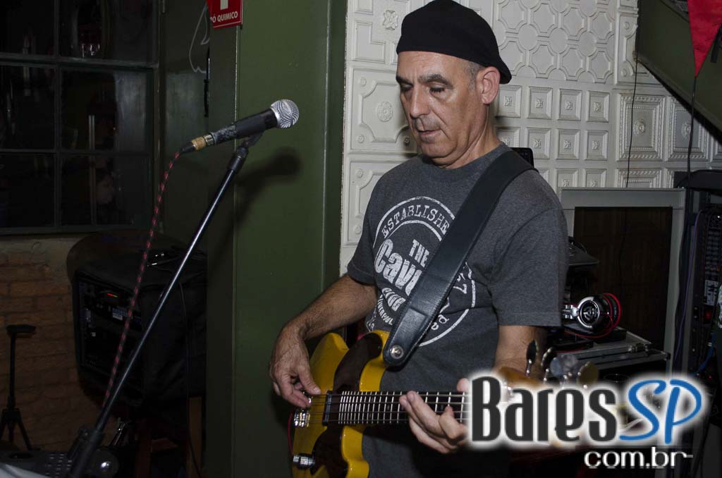 Jacaré Grill comemorou 24 anos e apresentou a cidade o primeiro parklet da Vila Madalena Jacaré Grill comemorou 24 anos e apresentou a cidade o primeiro parklet da Vila Madalena