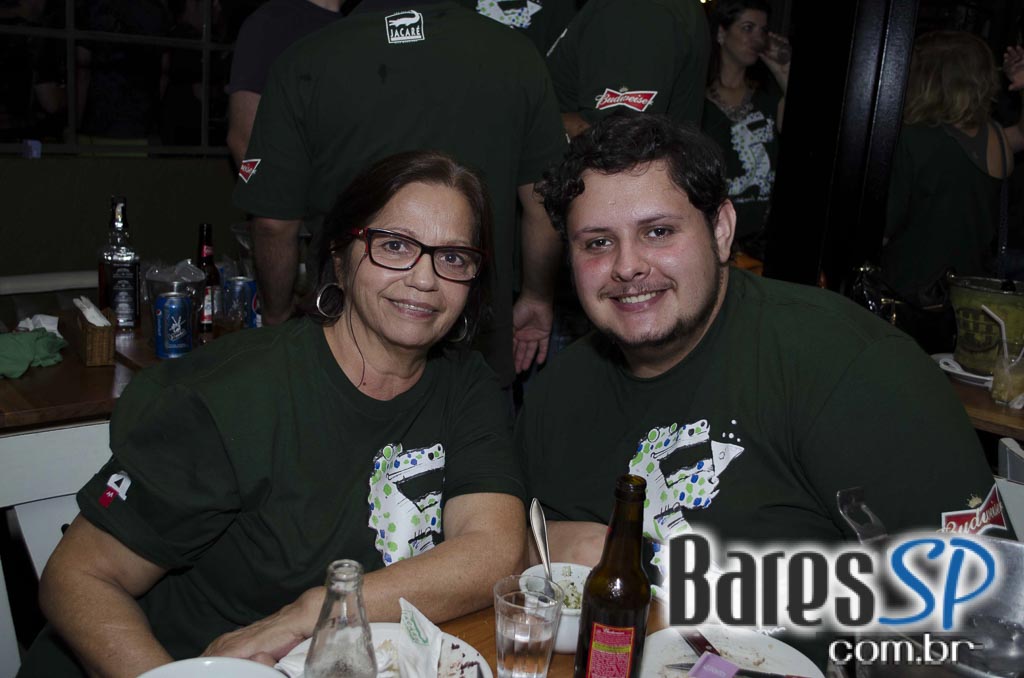 Jacaré Grill comemorou 24 anos e apresentou a cidade o primeiro parklet da Vila Madalena Jacaré Grill comemorou 24 anos e apresentou a cidade o primeiro parklet da Vila Madalena