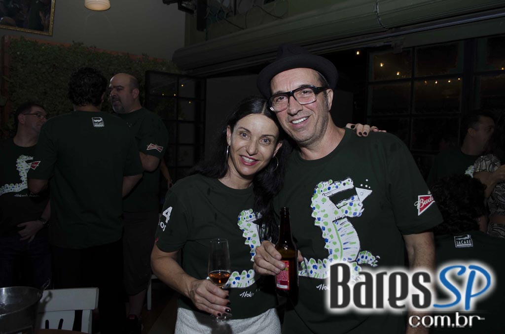 Jacaré Grill comemorou 24 anos e apresentou a cidade o primeiro parklet da Vila Madalena Jacaré Grill comemorou 24 anos e apresentou a cidade o primeiro parklet da Vila Madalena